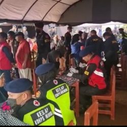 Tim Medis Brimob Polri Beri Pelayanan Kesehatan Pengungsi Gempa Cianjur Screenshot_2022-11-26-11-33-37-148_com.whatsapp.w4b
