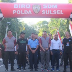 Semangat Sinergitas, Kapolda Sulsel dan Ratusan Personil TNI-Polri Jalan Santai Bersama, Peringati Hari Bhayangkara ke 77 Screenshot_2023-05-30-14-01-11-674_com.whatsapp