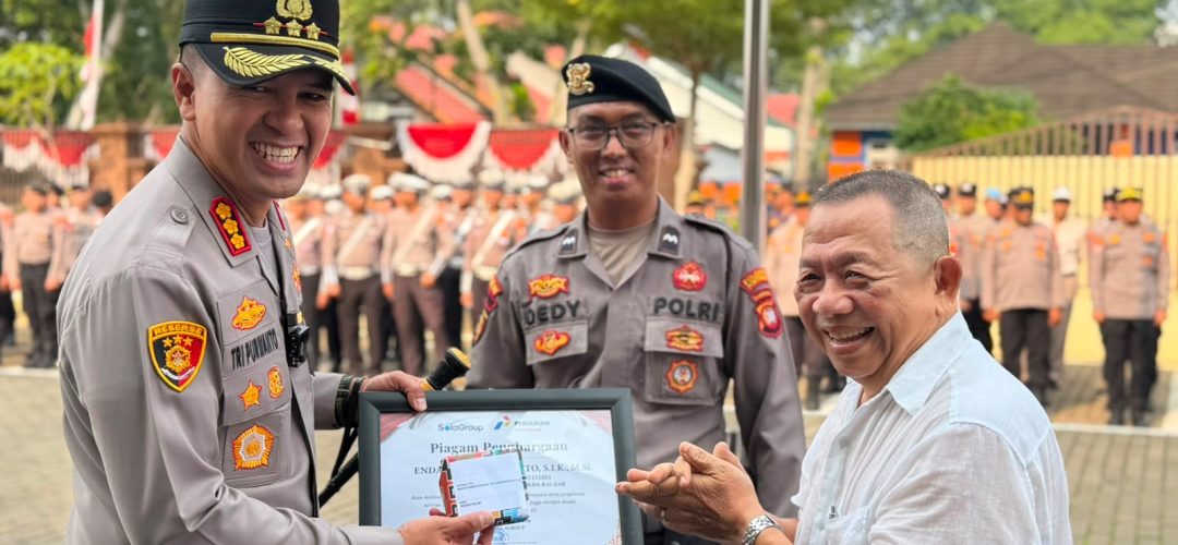 Kapolresta Pontianak Berikan Apresiasi kepada Personel Berprestasi atas Kepedulian Melayani Masyarakat di SPBU
