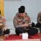 Polres Melawi Gelar Binrohtal, Perkuat Keimanan Personel dan Berbagi Santunan kepada Santri