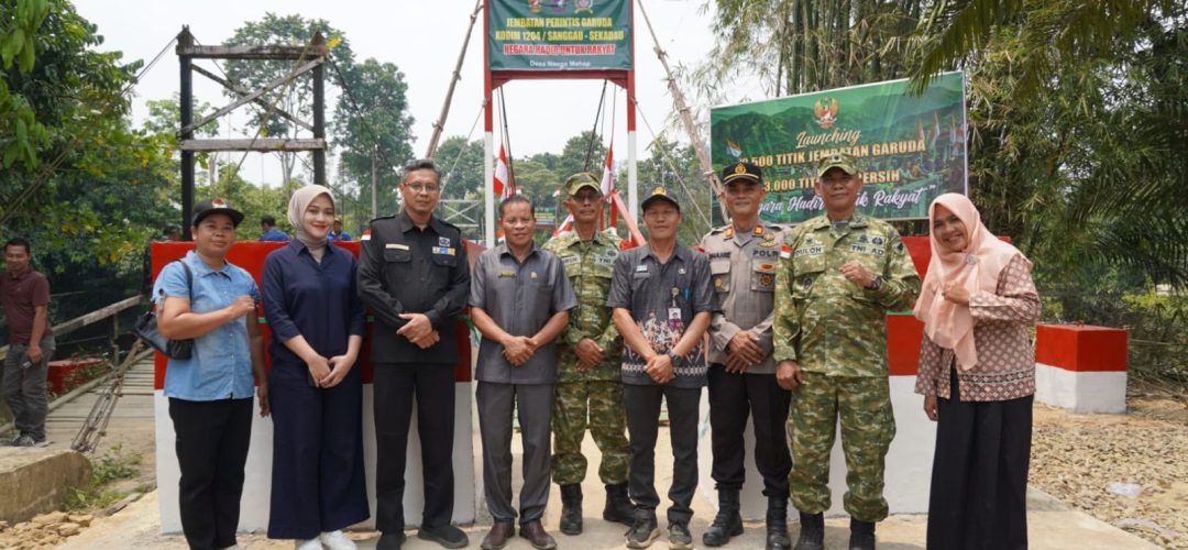 Presiden Prabowo Resmikan 2.500 Titik Jembatan dan 3.000 Titik Air Bersih, Kodim 1204/Sanggau Ikuti Secara Daring