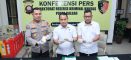 Kembali Ungkap Aktivitas Tambang Ilegal: Polda Kalbar Amankan 13 Tersangka dan Sita 3,4 Kg Emas