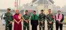 Kebersamaan di Perbatasan, Tokoh TNI, Ulama, dan Warga Khusyuk Ikuti Doa Bersama Usai Sholat Istisqa di PLBN Entikong