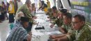 Bakti TNI AD, Kodam XII/Tpr Bersama Kodim 1204/Sanggau Bagikan 1.000 Kacamata Gratis di Entikong