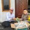 Bhabinkamtibmas Batu Ampar Salurkan Al-Qur’an ke Dua Pesantren